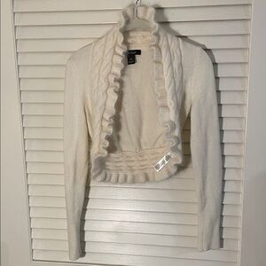 White House Black Market Elegant Cream Rabbit Hair Blend Shrunk Ruffled Shrug